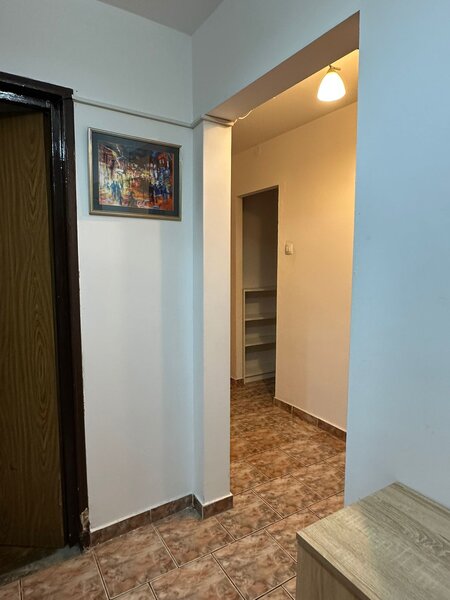 Liviu Rebreanu, apartament 4 camere, 2 gr. sanitare.