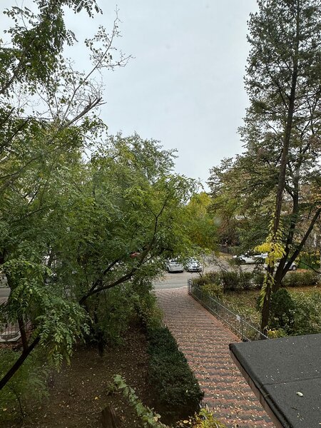 Liviu Rebreanu, apartament 4 camere, 2 gr. sanitare.